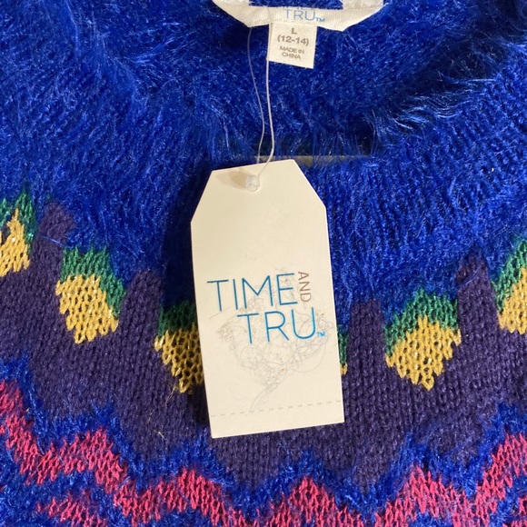 Festive Holiday sweater - Picture 4 of 6